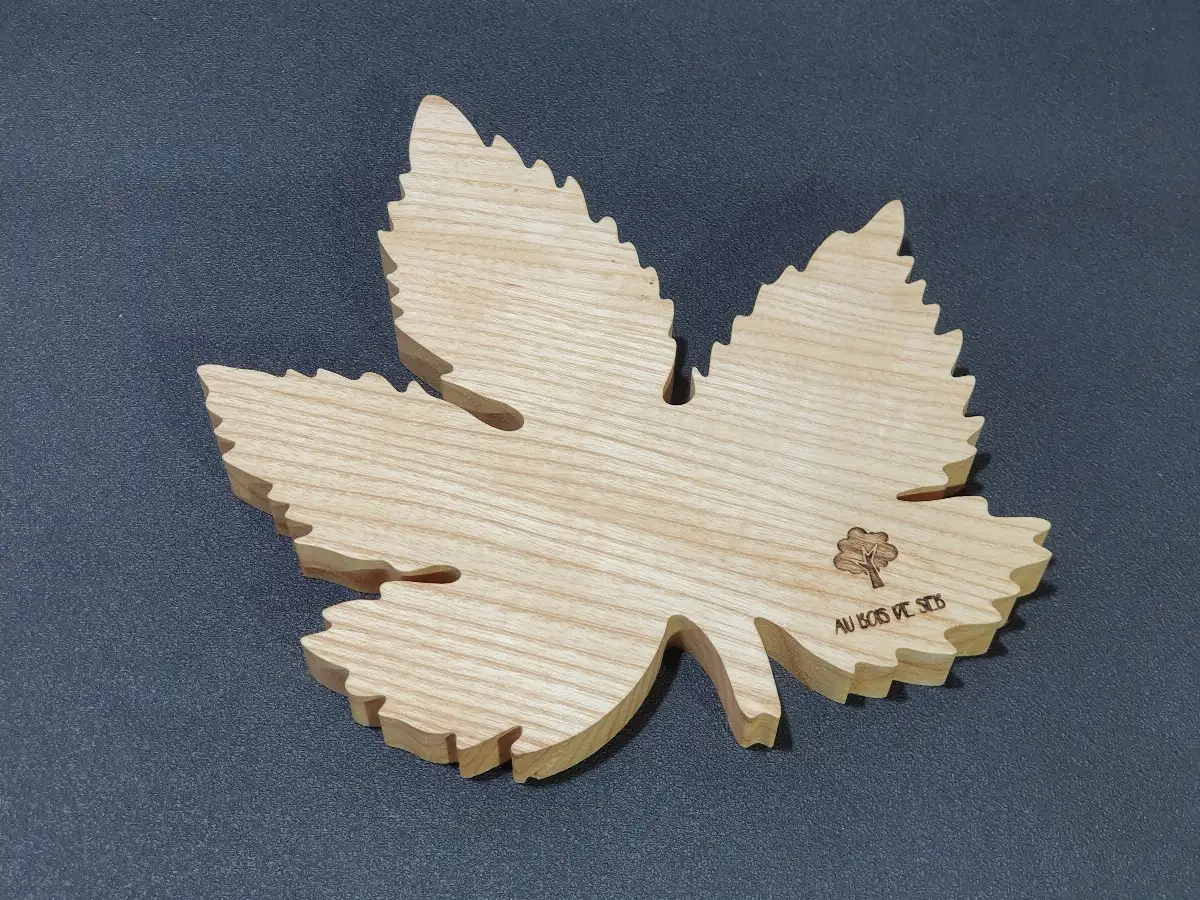 DESSOUS DE PLAT FEUILLE